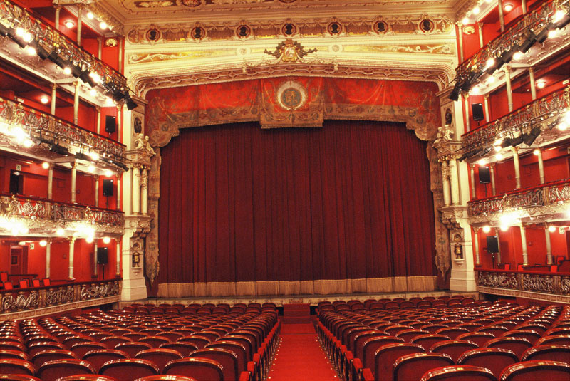 6. pista: Teatro de Bilbao